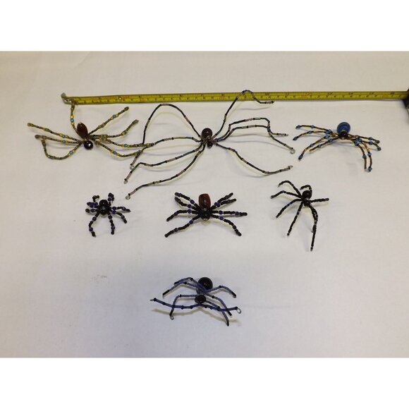 Handmade Beaded Spider Ornaments Set Of 7 Decor Figurines Beads Stones Ooak BagE - Picture 2 of 16